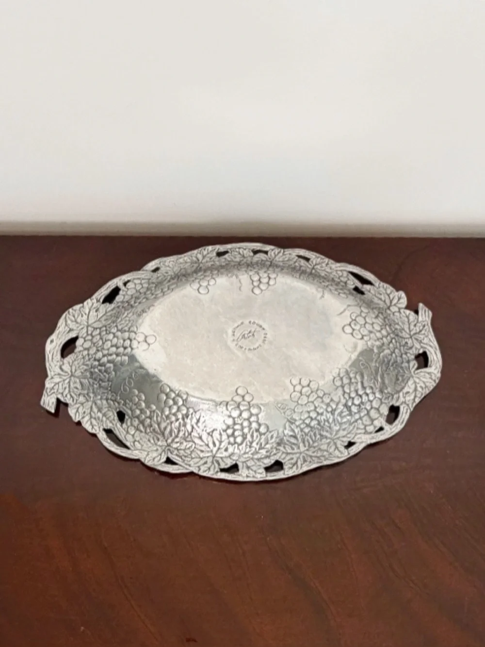 Arthur Court Oval Grape Serving Tray Dish 1990 Signed 13.5 